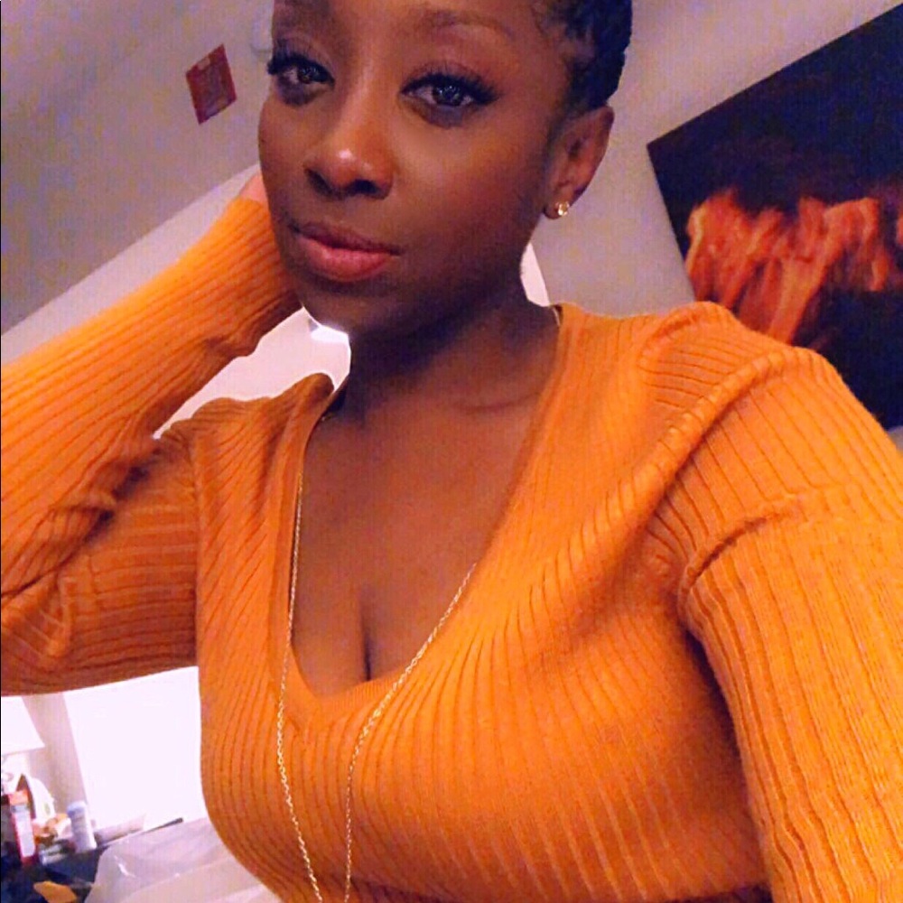 Meet your Posher, Nicole